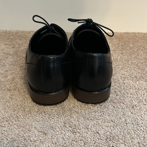 Van Heusen Memory Foam Dress shoes - Picture 4 of 7
